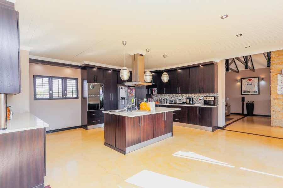 3 Bedroom Property for Sale in The Coves North West